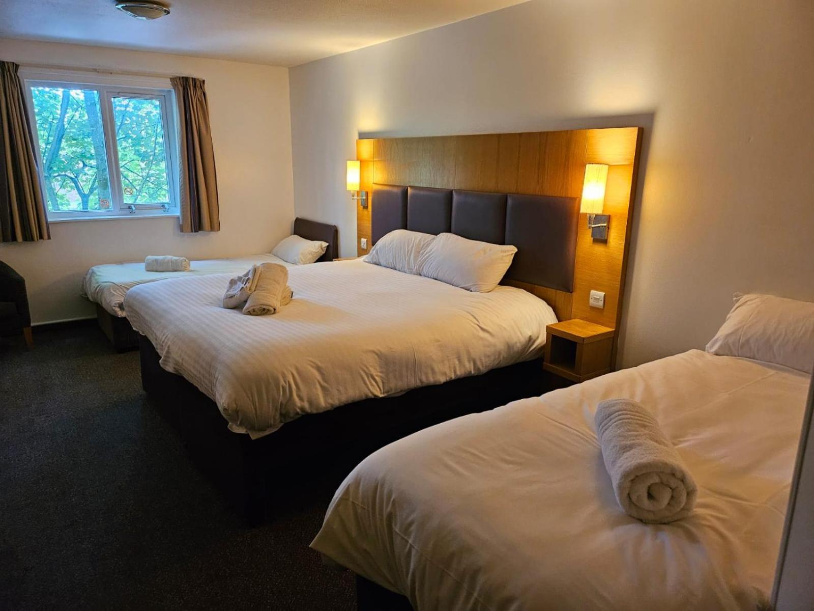 V Lodge Manchester Міддлтон Екстер'єр фото