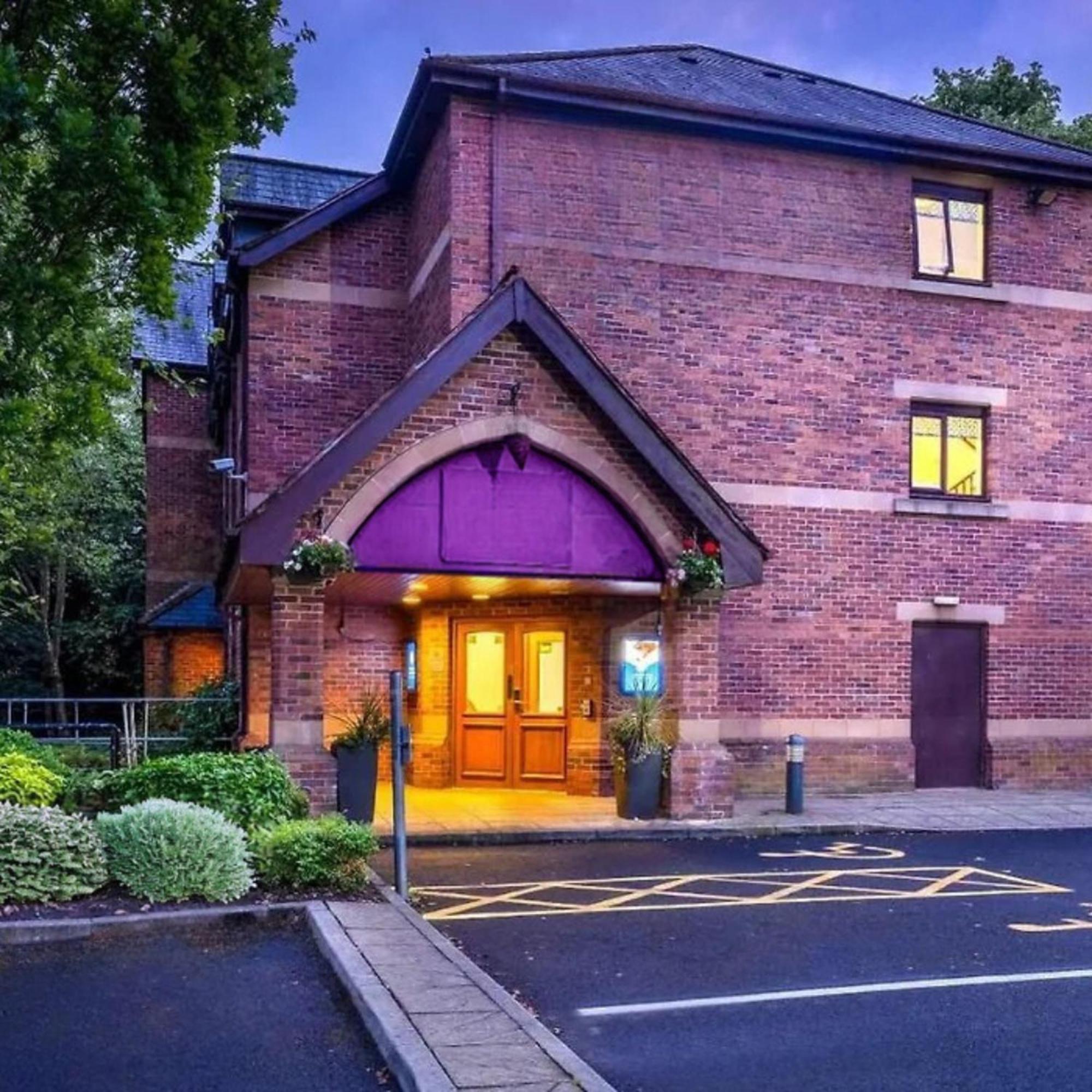 V Lodge Manchester Міддлтон Екстер'єр фото